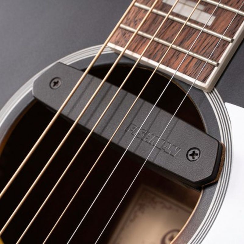 Cort CJ Retro VSM Akustisk gitar med pickup og bag