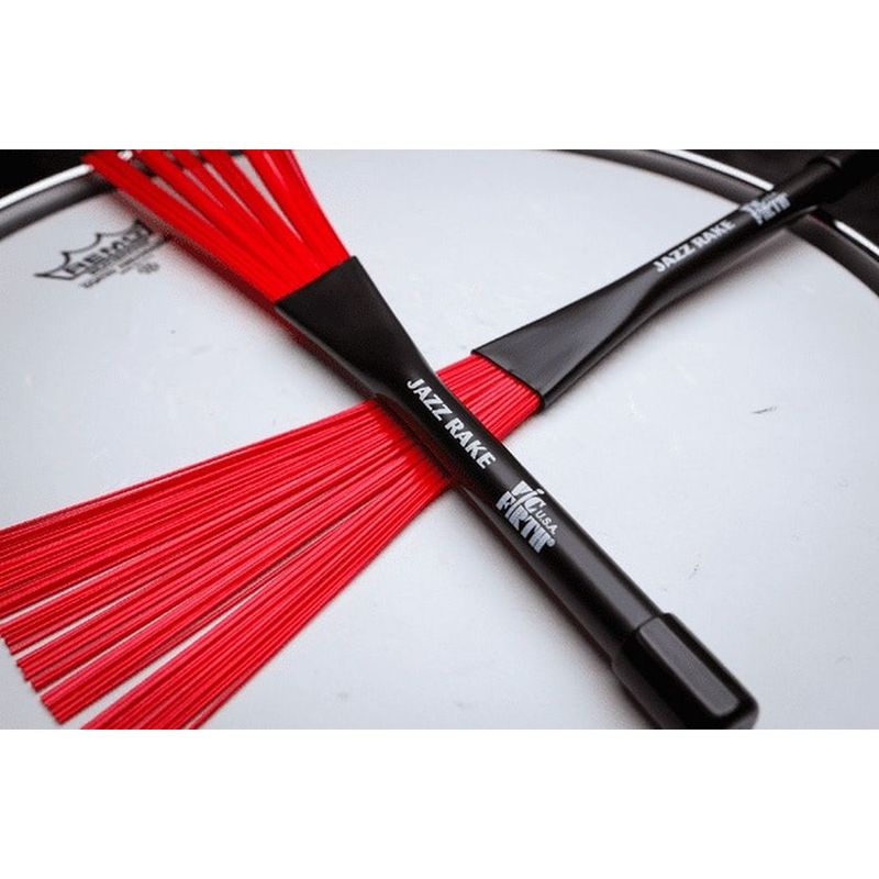 Vic Firth BJR Jazz Rake Red Plastic - Røde plastvisper