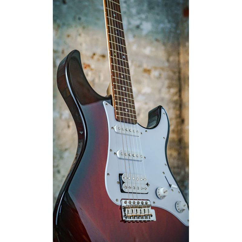 Yamaha Pacifica 112J elgitar Old Violin Sunburst