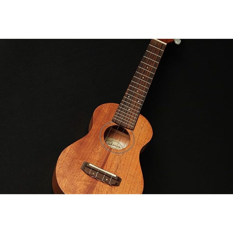Takamine EGU-S1 Sopran-ukulele, Mahogni, med mikrofon